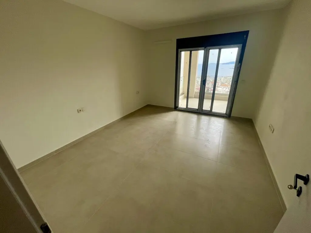 142 M² Apartment Available In Kavala