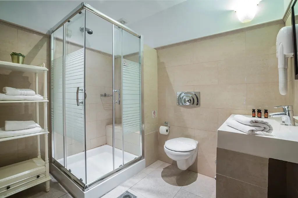 Hotel Of 1400 M² In Kefalonia