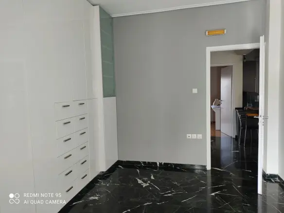 2-bedroom Flat In Piraiki – Chatzikyriakio, Greece (74 M²)