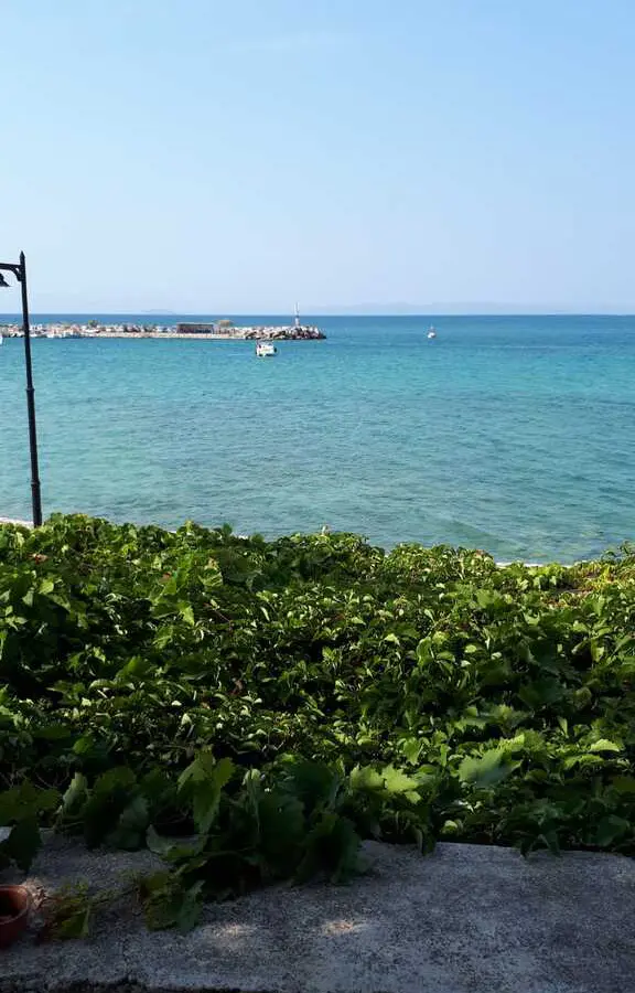 Commercial Property Of 660 M² In Attica