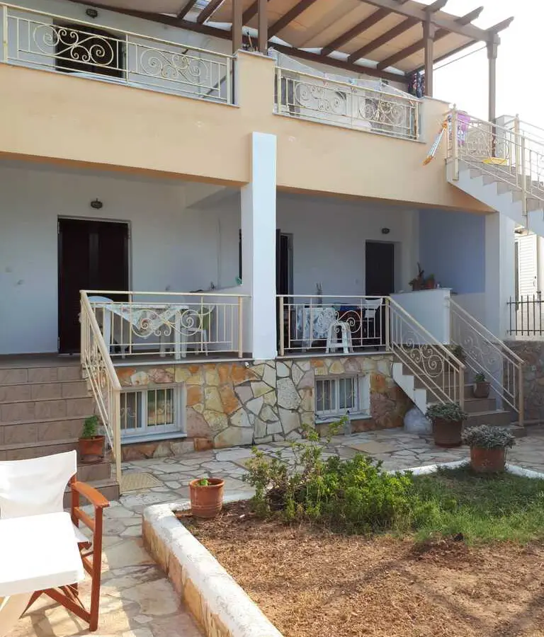 Commercial Property Of 660 M² In Attica