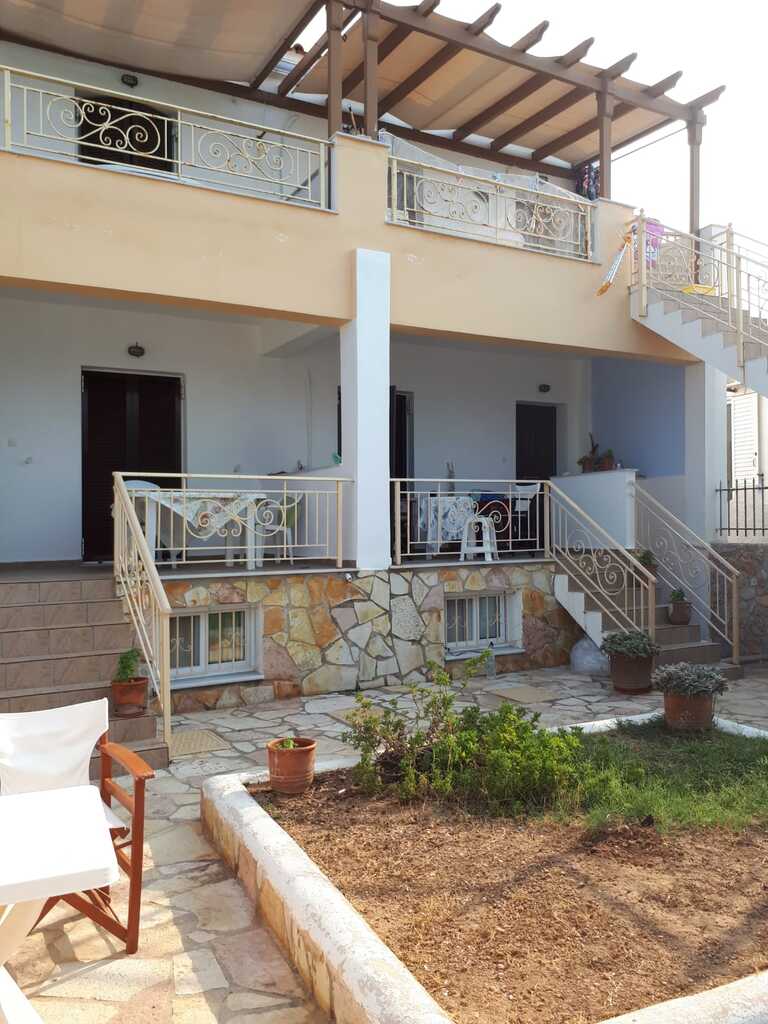 Commercial Property Of 660 M² In Attica