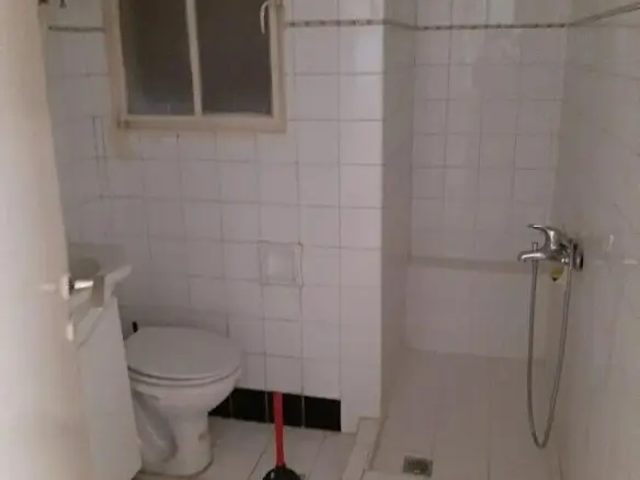 3-bedroom Flat In Piraeus Port / Center, Greece (91 M²)