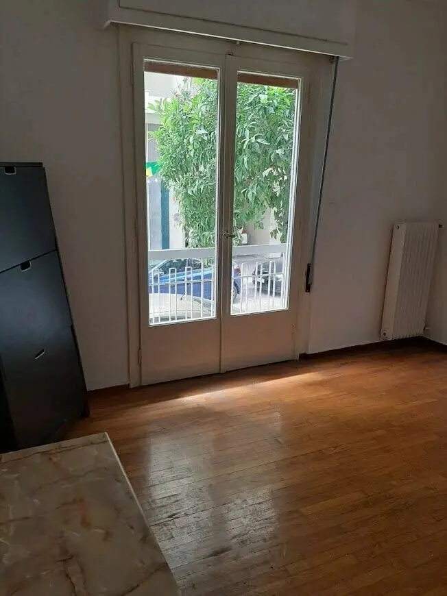 Flat Of 91 M² In Athens
