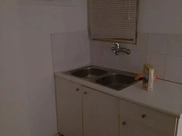 3-bedroom Flat In Piraeus Port / Center, Greece (91 M²)