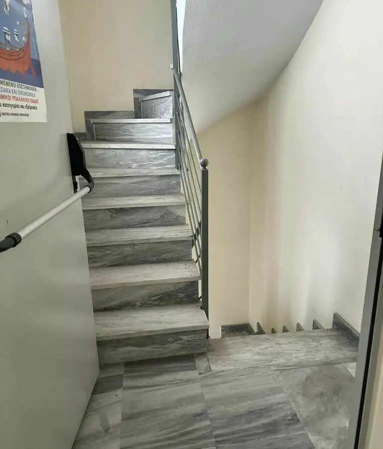 Building Of 1180 M² In Athens