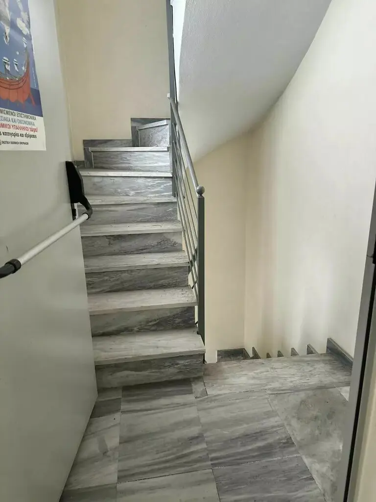 Building Of 1180 M² In Athens