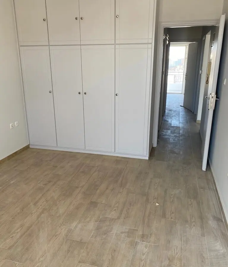 Flat Of 100 M² In Athens