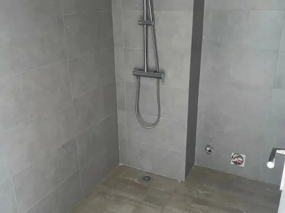 3-bedroom Flat In Nikaia, Greece (100 M²)