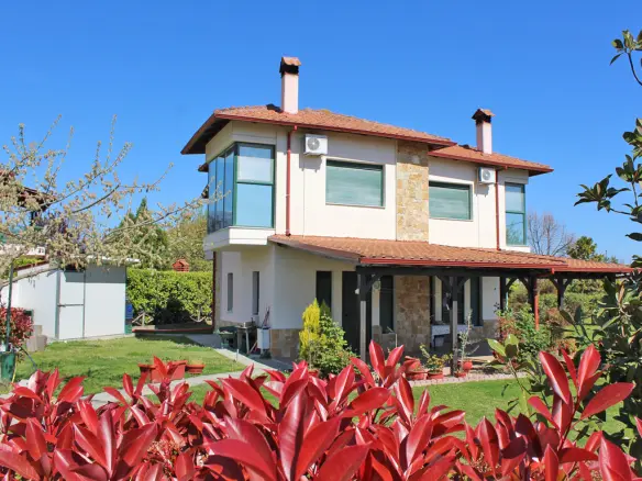 Maisonette Of 65 M² On The Olympic Coast