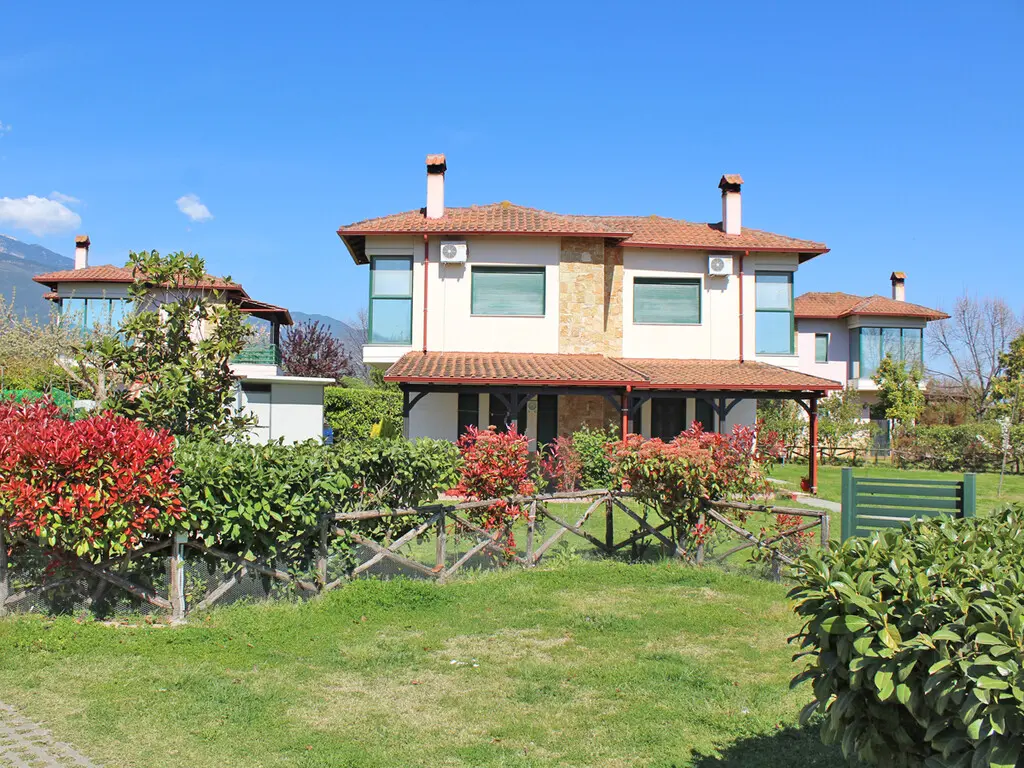 Maisonette Of 65 M² On The Olympic Coast