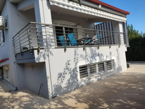 Detached House In Aigio, Greece (191 M²)