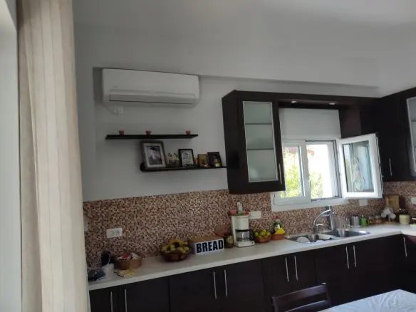 Detached House In Aigio, Greece (191 M²)