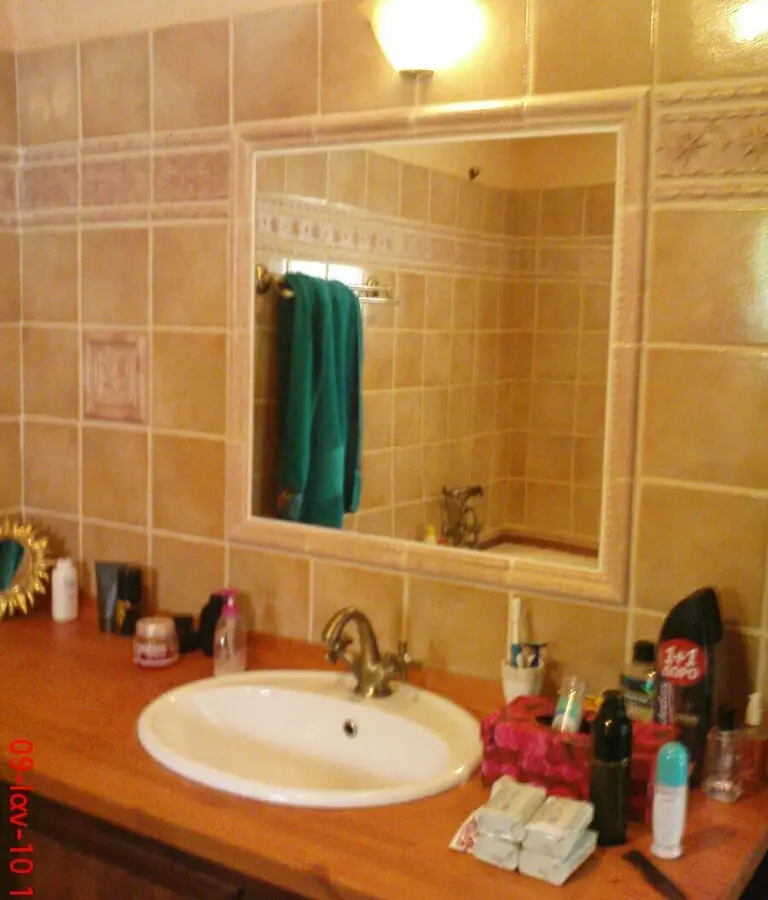 House Of 220 M² In Attica