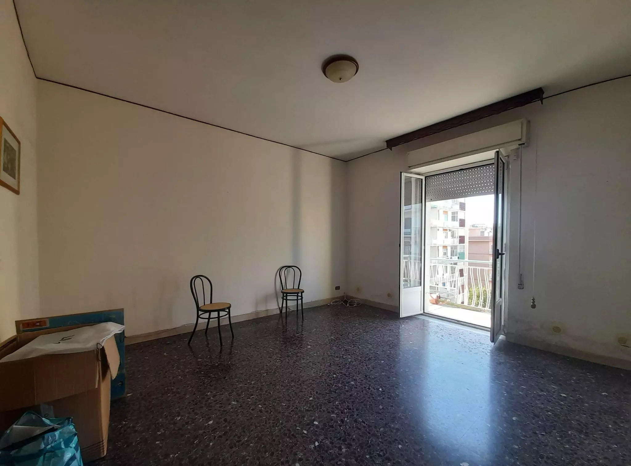 Apartment Of 78 M² With 3 Rooms In Teocríto 136