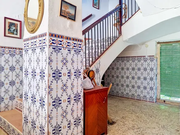 6-bedroom Country House In Pinoso, Spain (324 M²)
