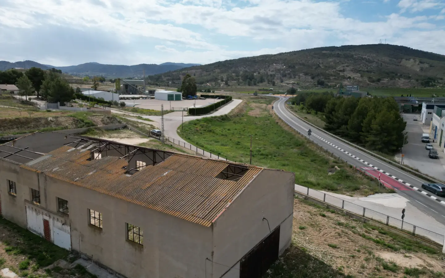 Land Of 442 M² In Pinoso, Spain