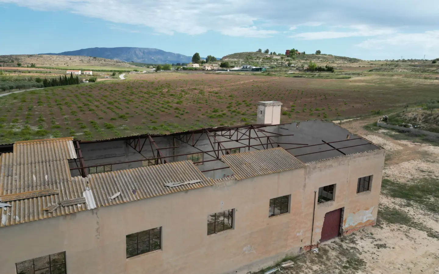 Land Of 442 M² In Pinoso, Spain