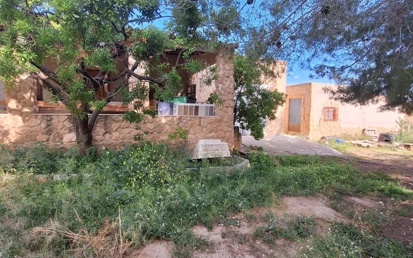 Land Of 94 M² In Pinoso, Spain