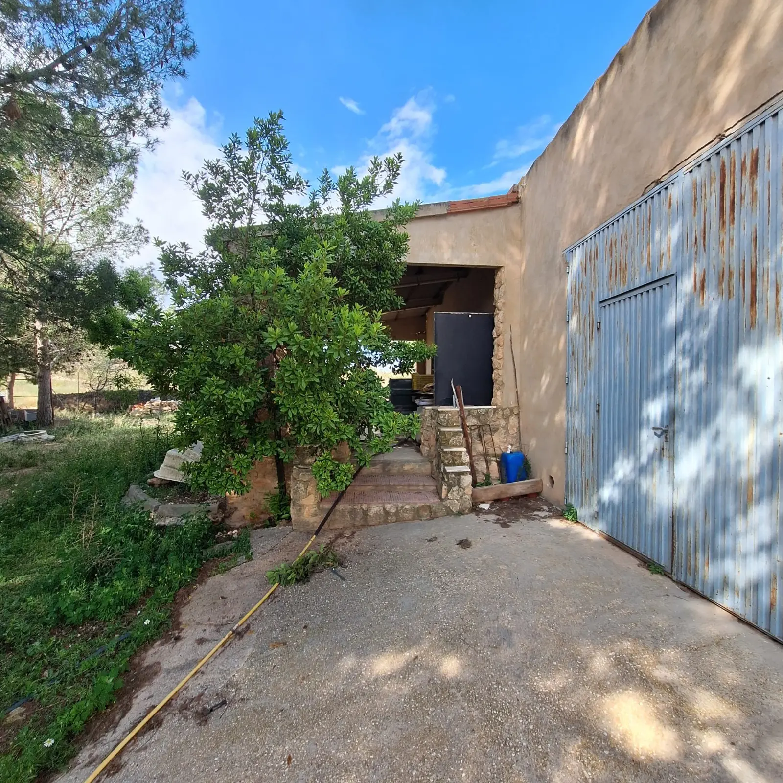 Land Of 94 M² In Pinoso, Spain