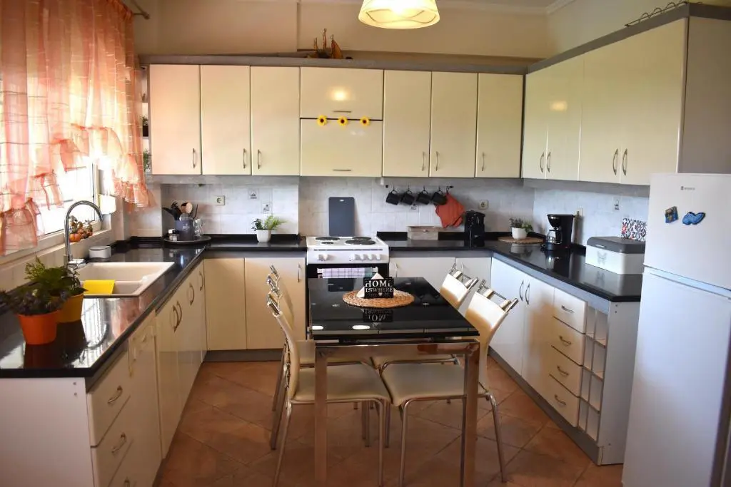 Teach Scoite 274 M² i Chalkidiki