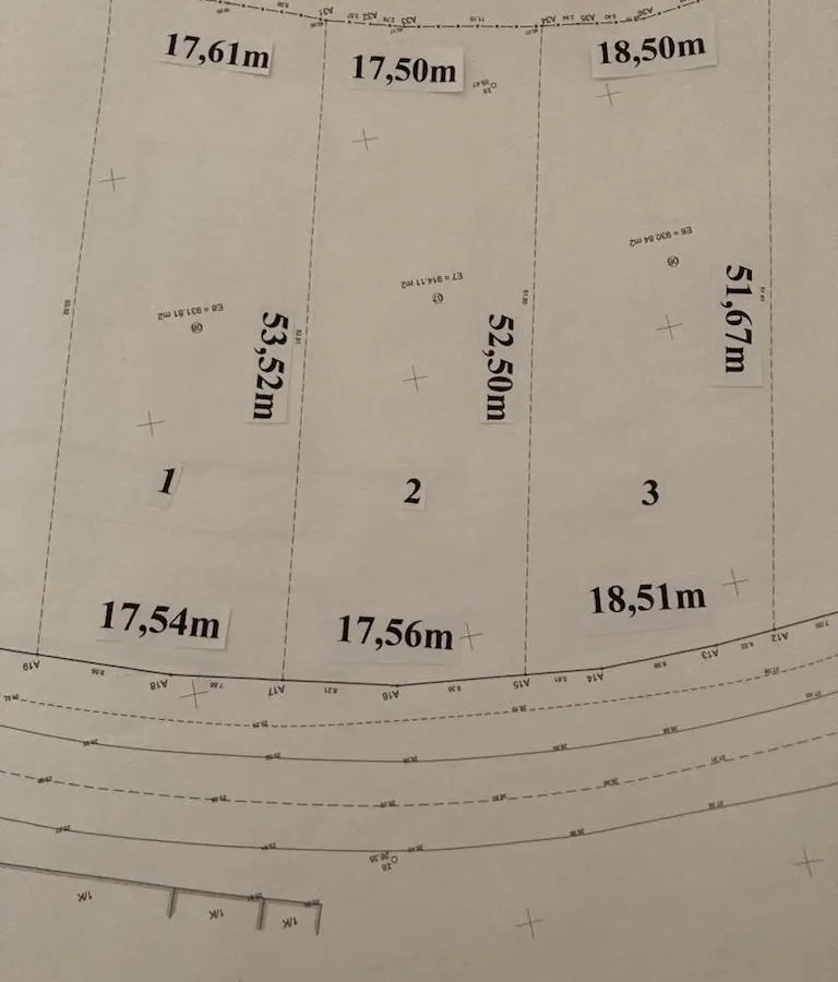 Land Of 932 M² In Corfu