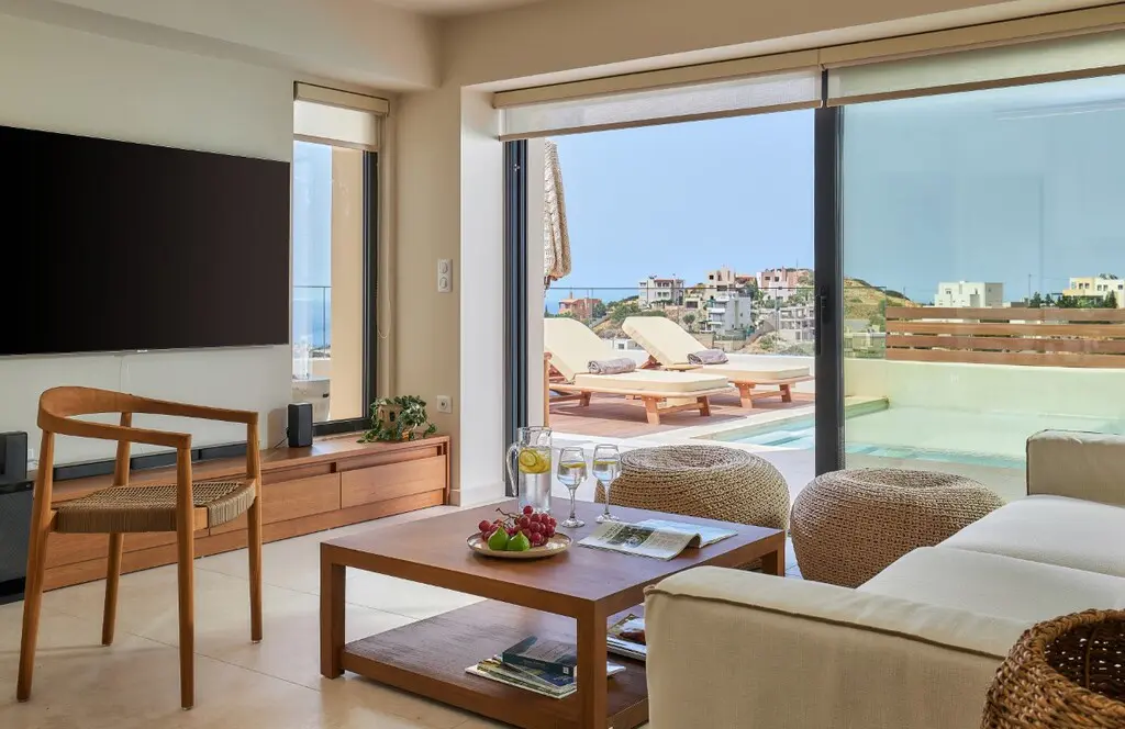 Villa Of 315 M² In Crete