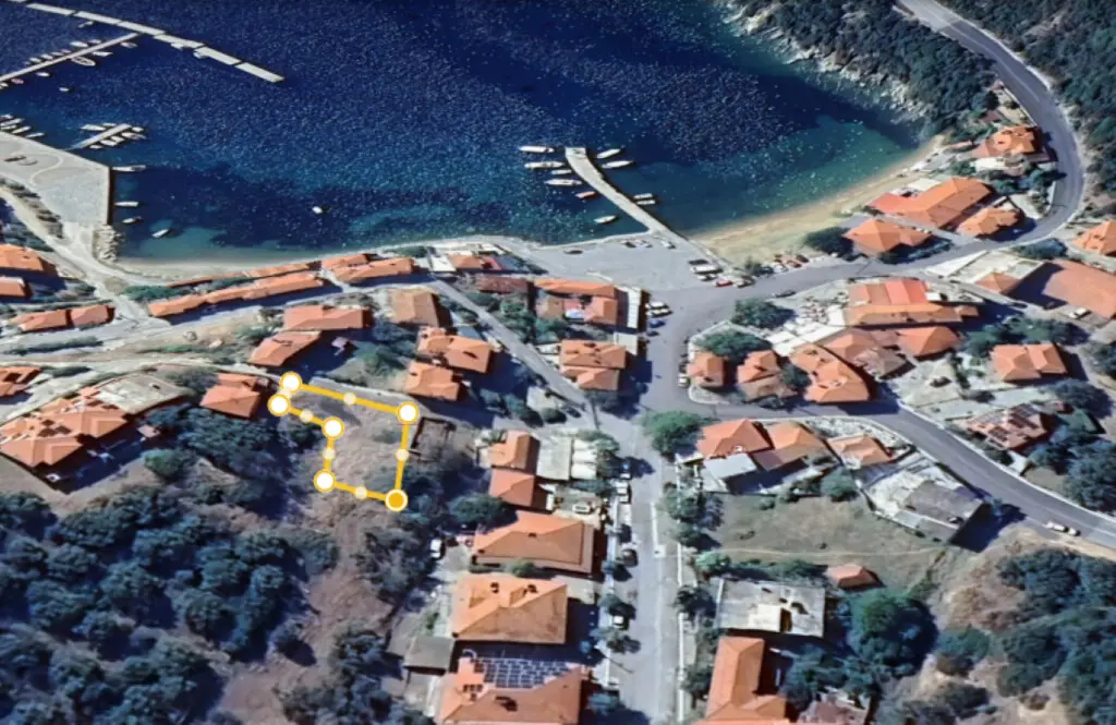 Land Of 325 M² In Athos, Chalkidiki