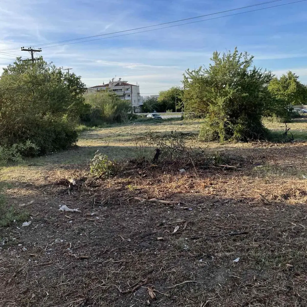 Land Of 3600 M² In The Suburbs Of Thessaloniki