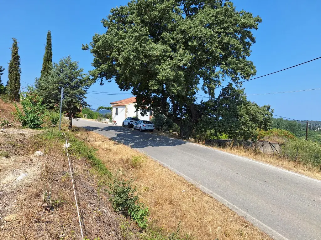 Land Of 914 M² In Corfu
