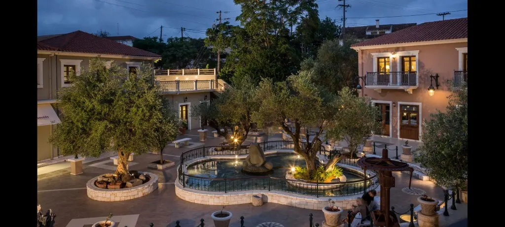 Hotel Of 1400 M² In Kefalonia