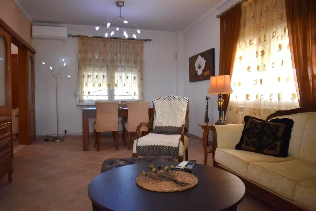 Teach Scoite 274 M² i Chalkidiki