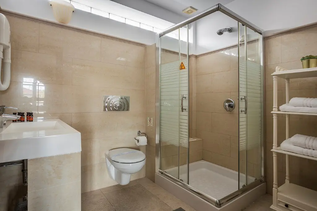Hotel Of 1400 M² In Kefalonia