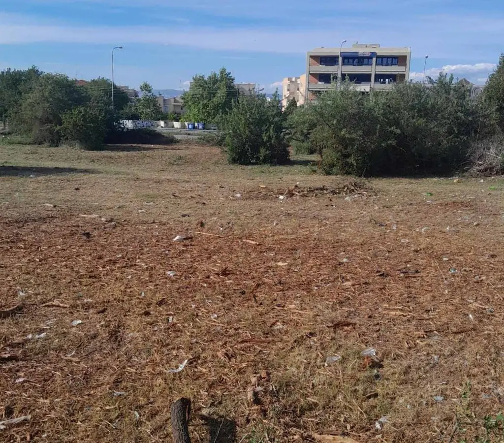 Land Of 3600 M² In The Suburbs Of Thessaloniki