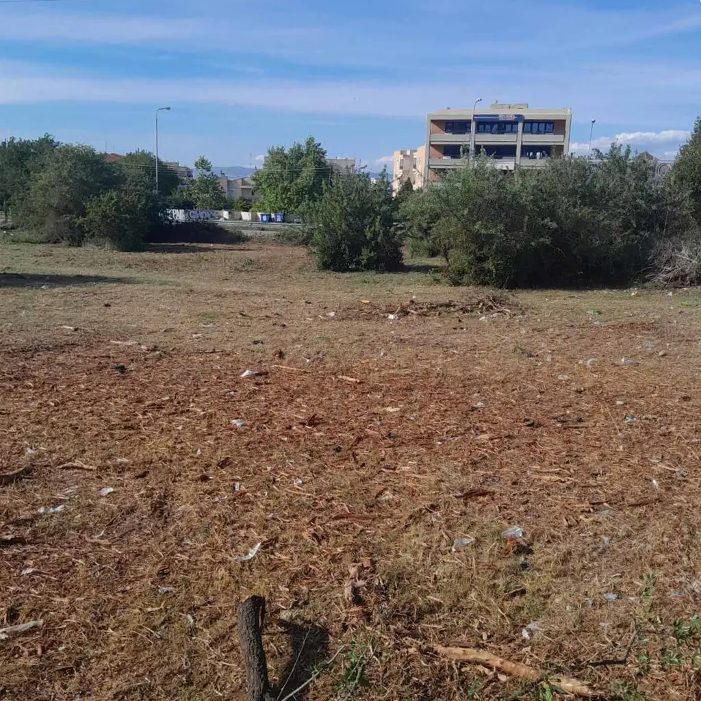 Land Of 3600 M² In The Suburbs Of Thessaloniki