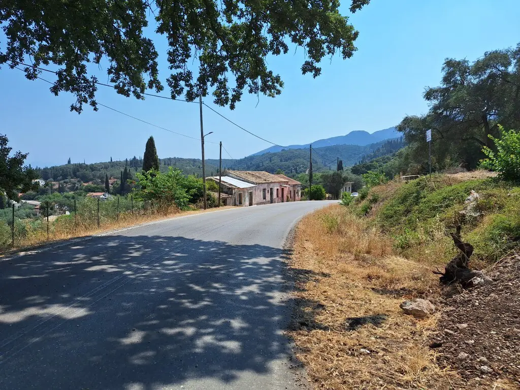 Land Of 914 M² In Corfu