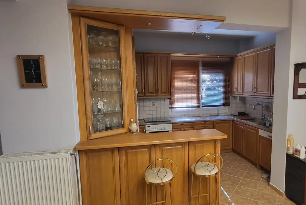 Teach Scoite 230 M² i Thessaloniki