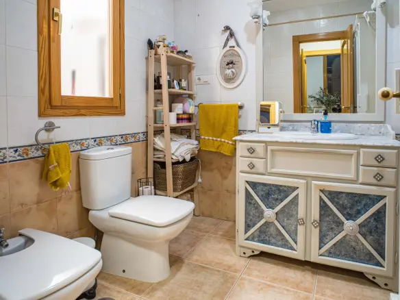 4-bedroom Detached Villa In Pinoso, Spain (133 M²)