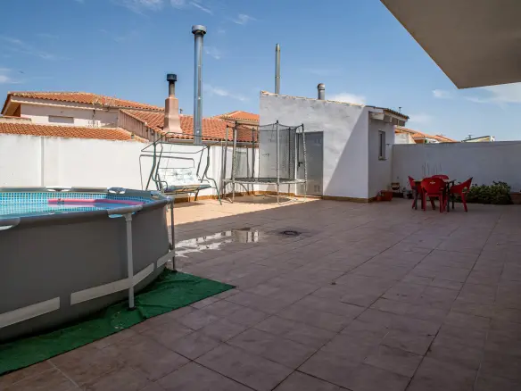 5-bedroom Detached Villa In Pinoso, Spain (86 M²)