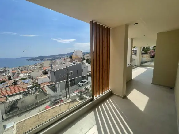 142 M² Apartment Available In Kavala
