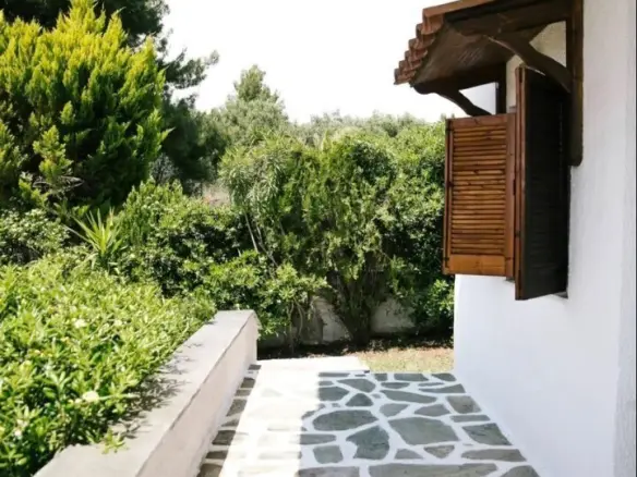 3-bedroom Maisonette In Poligiros, Greece (120 M²)