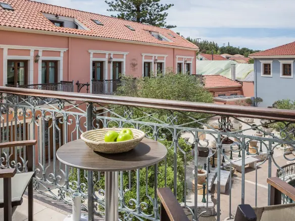 Hotel In Kefalonia, Greece (1.400 M²)