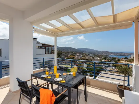 2-bedroom Flat In Gazi, Greece (70 M²)