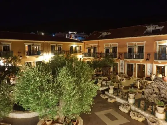 Hotel In Kefalonia, Greece (1.400 M²)