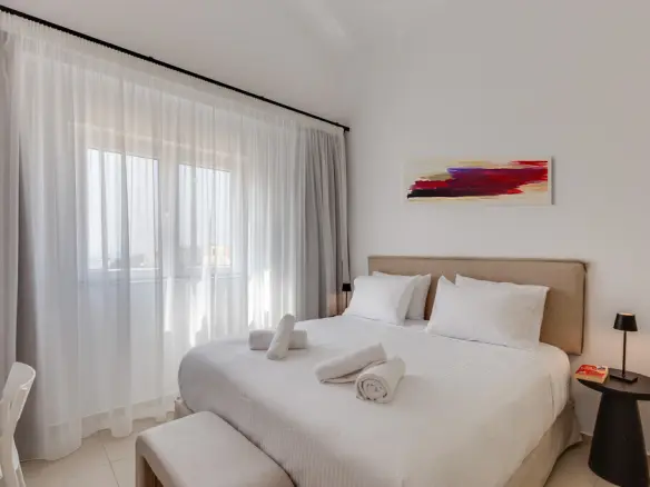 2-bedroom Flat In Gazi, Greece (70 M²)