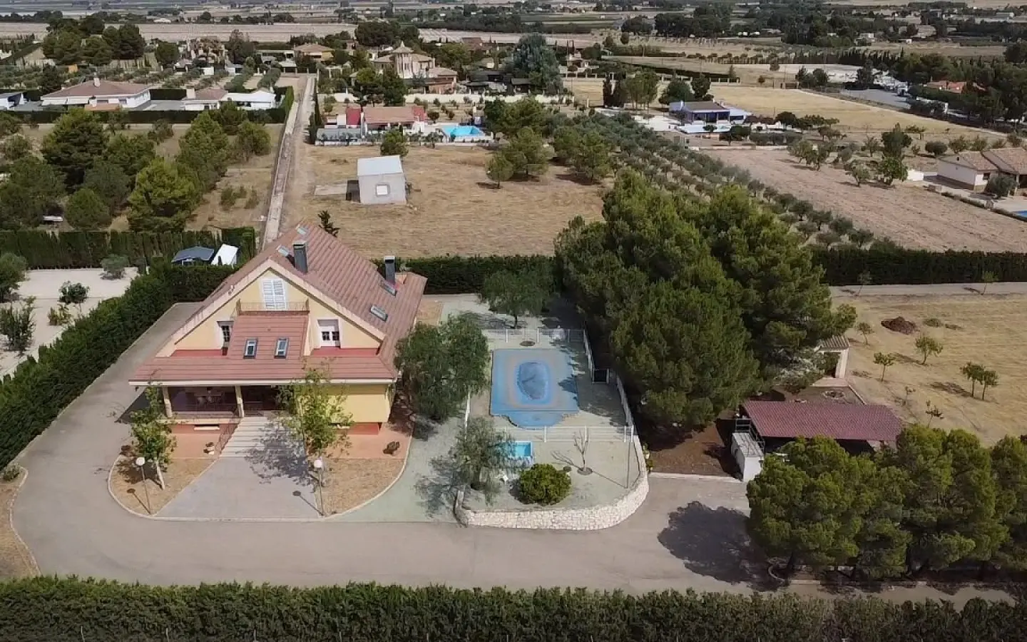 Detached Villa Of 450 M² In Yecla, Spain