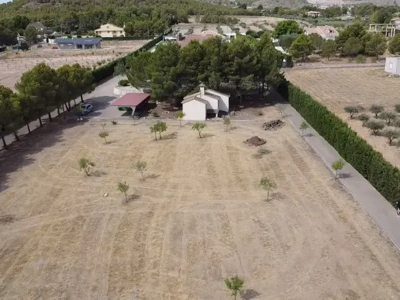 8-bedroom Detached Villa In Yecla, Spain (450 M²)