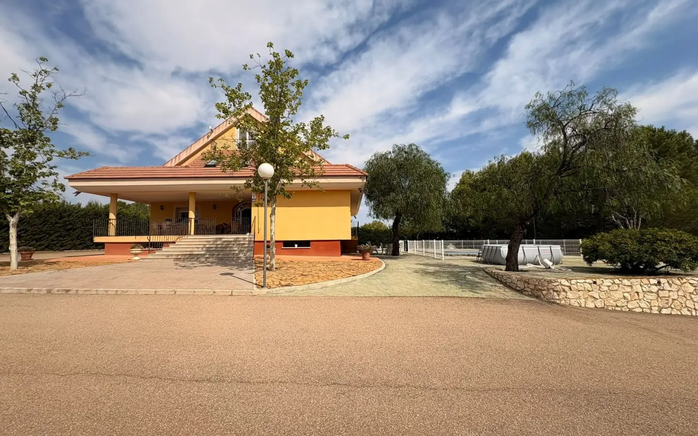 Detached Villa Of 450 M² In Yecla, Spain