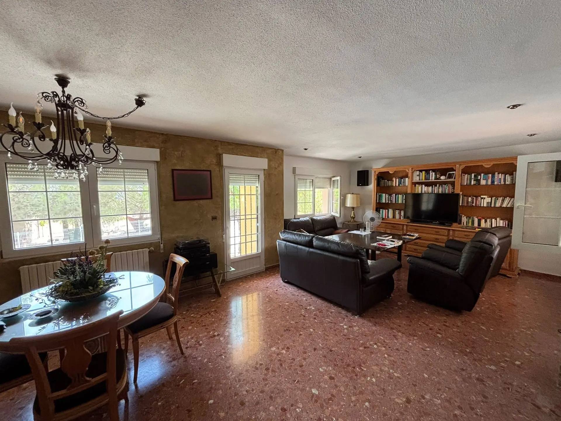 Detached Villa Of 450 M² In Yecla, Spain