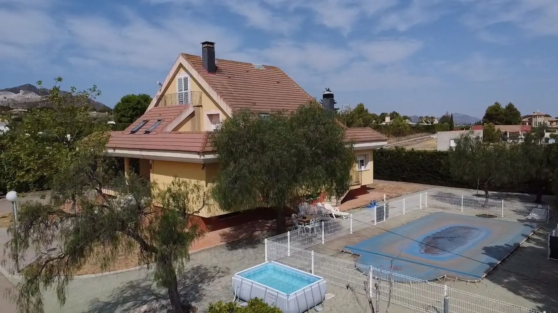 Detached Villa Of 450 M² In Yecla, Spain